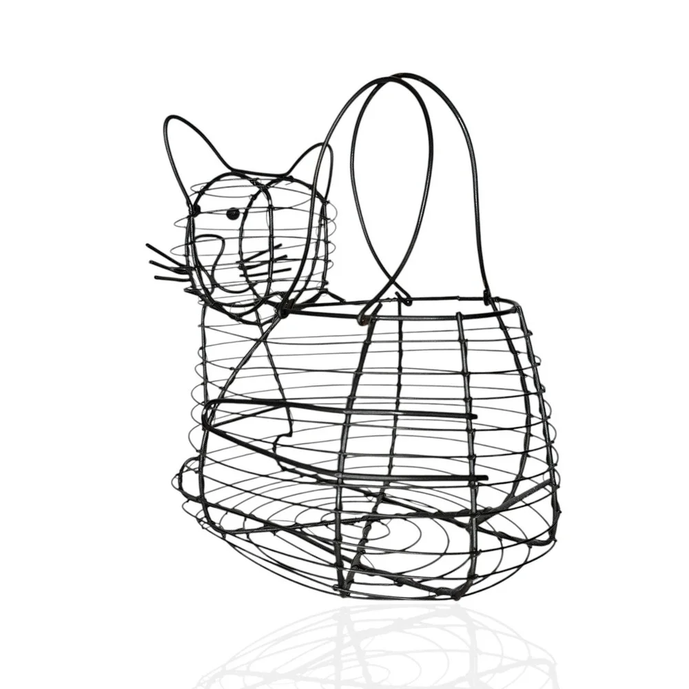 Vintage‎ 90s Cat Shaped Wire Basket | Collecting Eggs Gathering Herbs Farmhouse